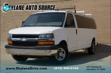 2015 Chevrolet Express 3500 Passenger