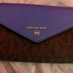 Michael kors Wallet $35
