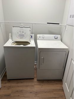Washer and dryer set