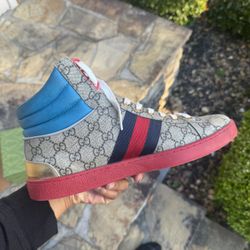 Gucci Shoes 