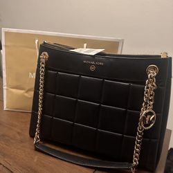 Black Micheal Kors Tote Bag