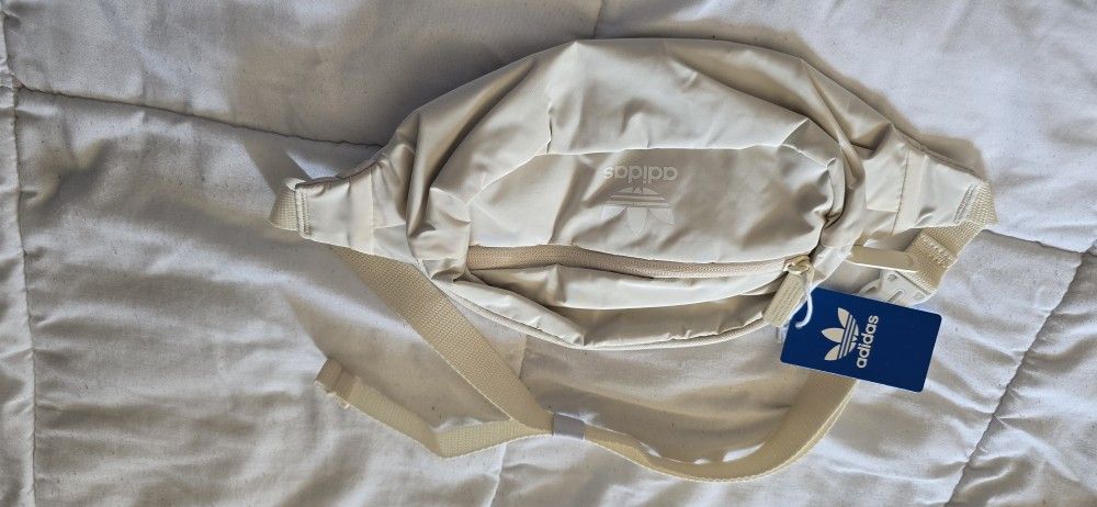 Adidas Zip Up Fanny Pack White Brand New