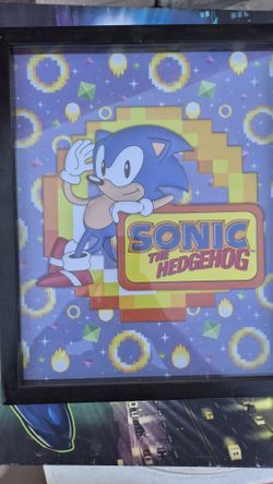 Sonic Glass Wall Decor