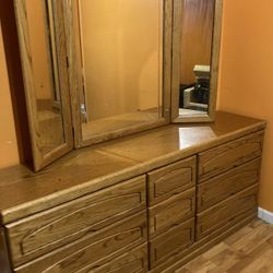 Wood Nine Drawers Dresser 