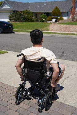 Electric wheelchair 45lbs