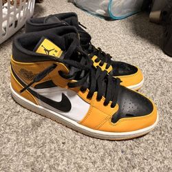 Jordan 1 Mid’ ‘Taxi’s’