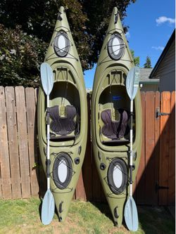 2 Professional 10 FT Fishing Kayaks - 379$ for both