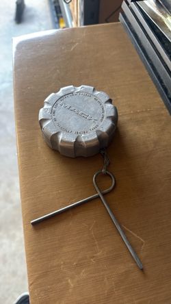 Mack Truck Diesel Fuel Cap with Retaining Wire