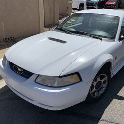 1999 Ford Mustang