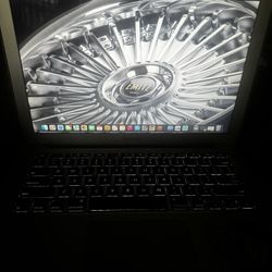 Apple Macbook Air - Silver 256GB