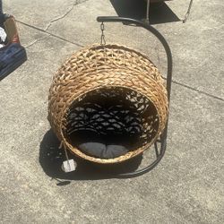 Wicker Pet Bed (brand new)