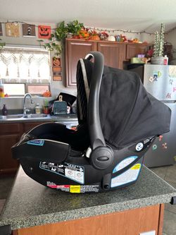 Graco Infant Car Seat Carrier