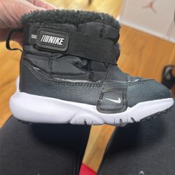 Toddler Warm Nike Shoes