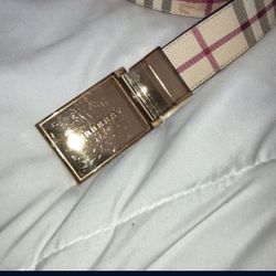 Authentic Burberry Men’s Belt Size 44 Has An Extra Hole Take As Is Price Is Firm  