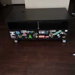 Free Rolling Entertainment TV Stand
