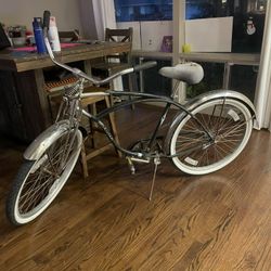 Old School Schwinn Cruiser