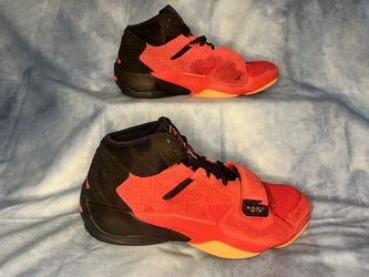 Jordan Zion 2 - Size 8