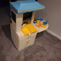 Vintage Little Tikes Party Kitchen With Dished