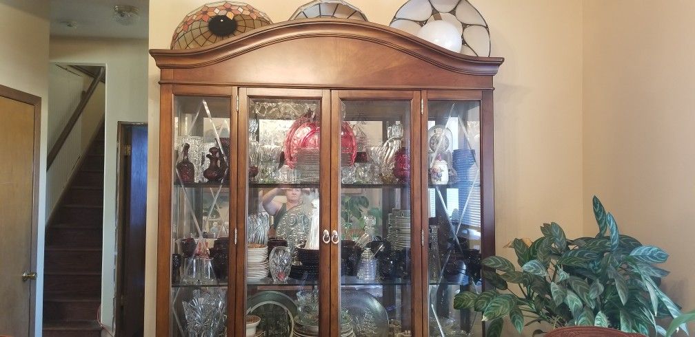 Beautiful China Hutch