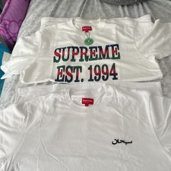 Supreme T Shirt 2 For 150 Size Medium 