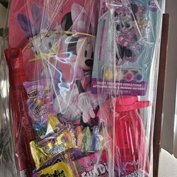 Minnie Mouse Easter Baskets 
