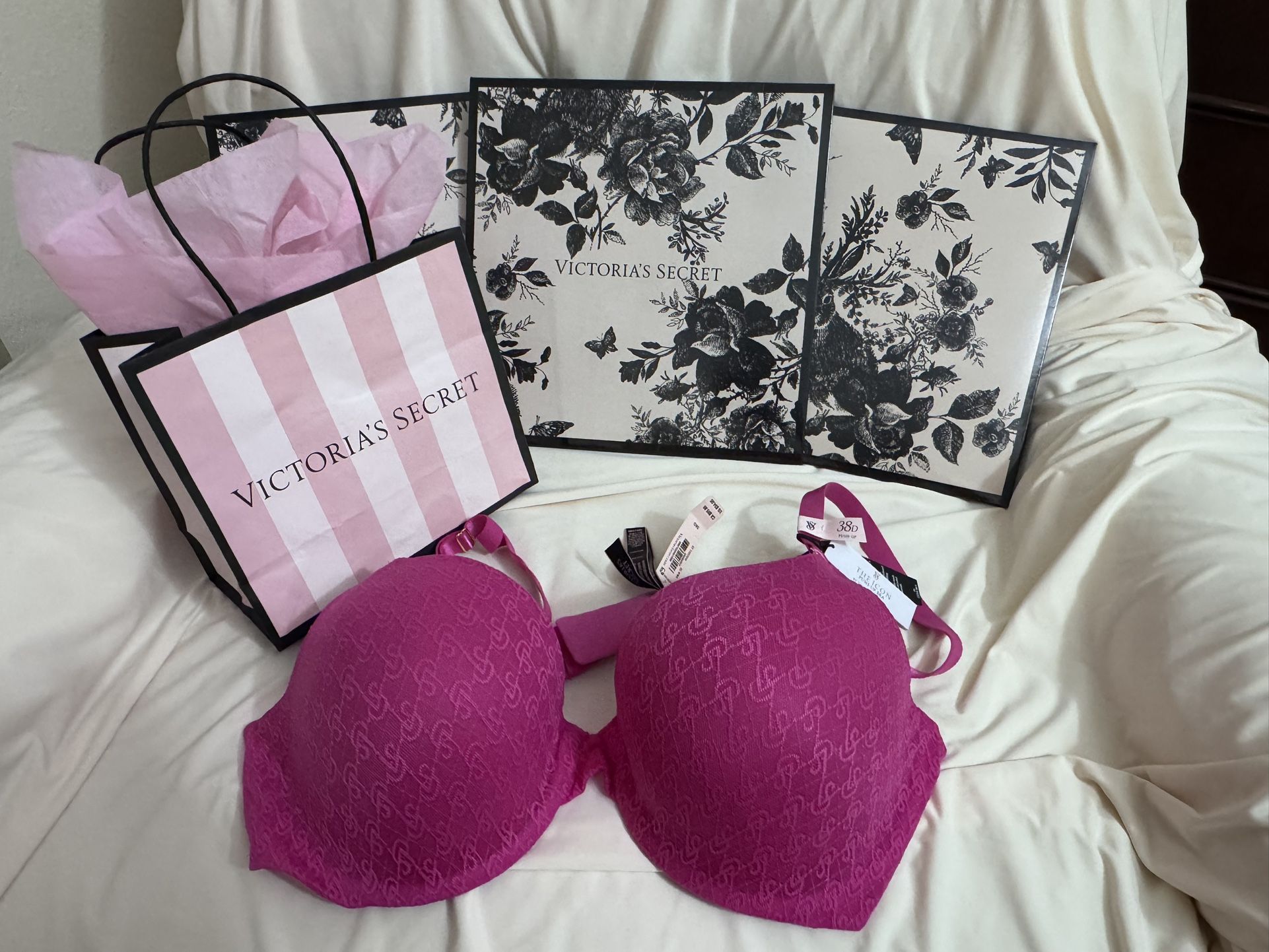 Victoria’s Secret - Icon by Victoria's Secret Push-Up Demi Bra