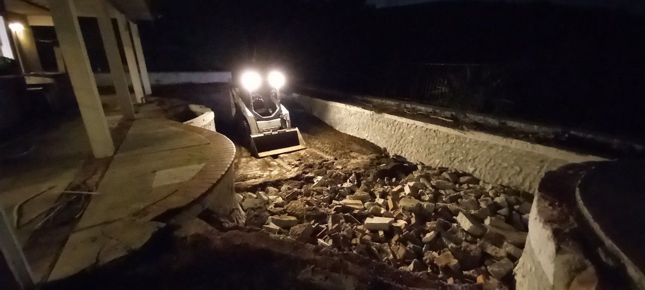 Bobcat/skidsteer/Demolition