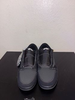 Travis Scott Dunks “Black Phantoms”