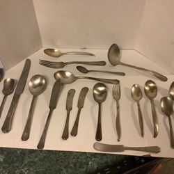 Vintage miscellaneous lot of Roger’s silverware including Roger’s some plated 1881 also Leland hotel Many have TS stamped. A total of 20 pieces Plainf