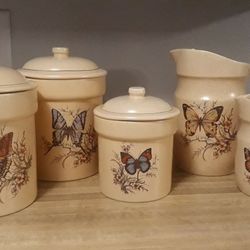 *Vintage Treasure Craft Kitchen Canister Set*