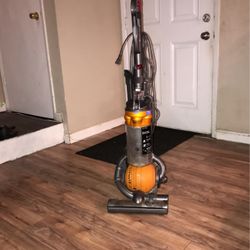 Dyson Vaccum 