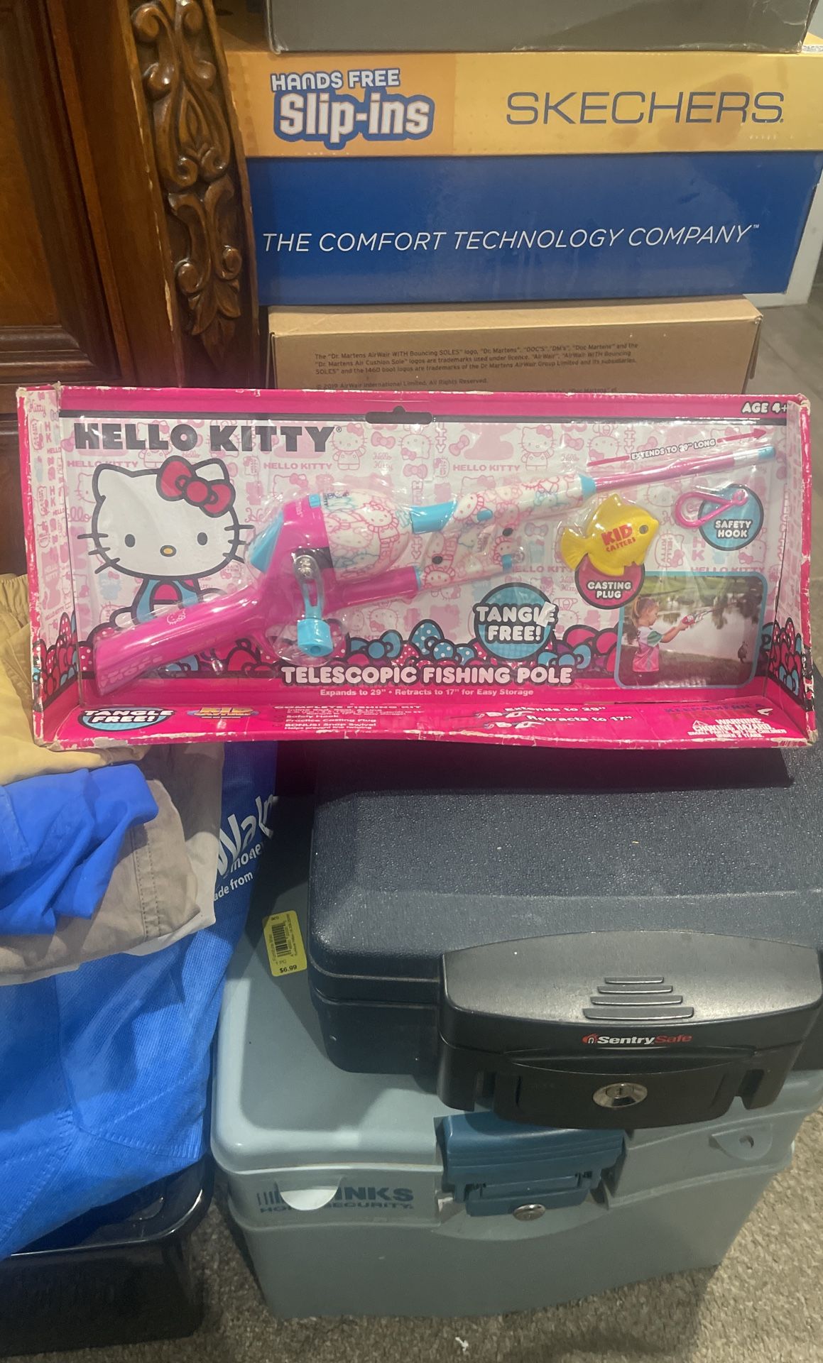 Hello Kitty Fishing Pole