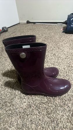 Brand new Ugg rain boots