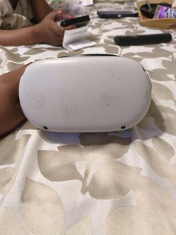 Oculus Quest 2 One Controller 
