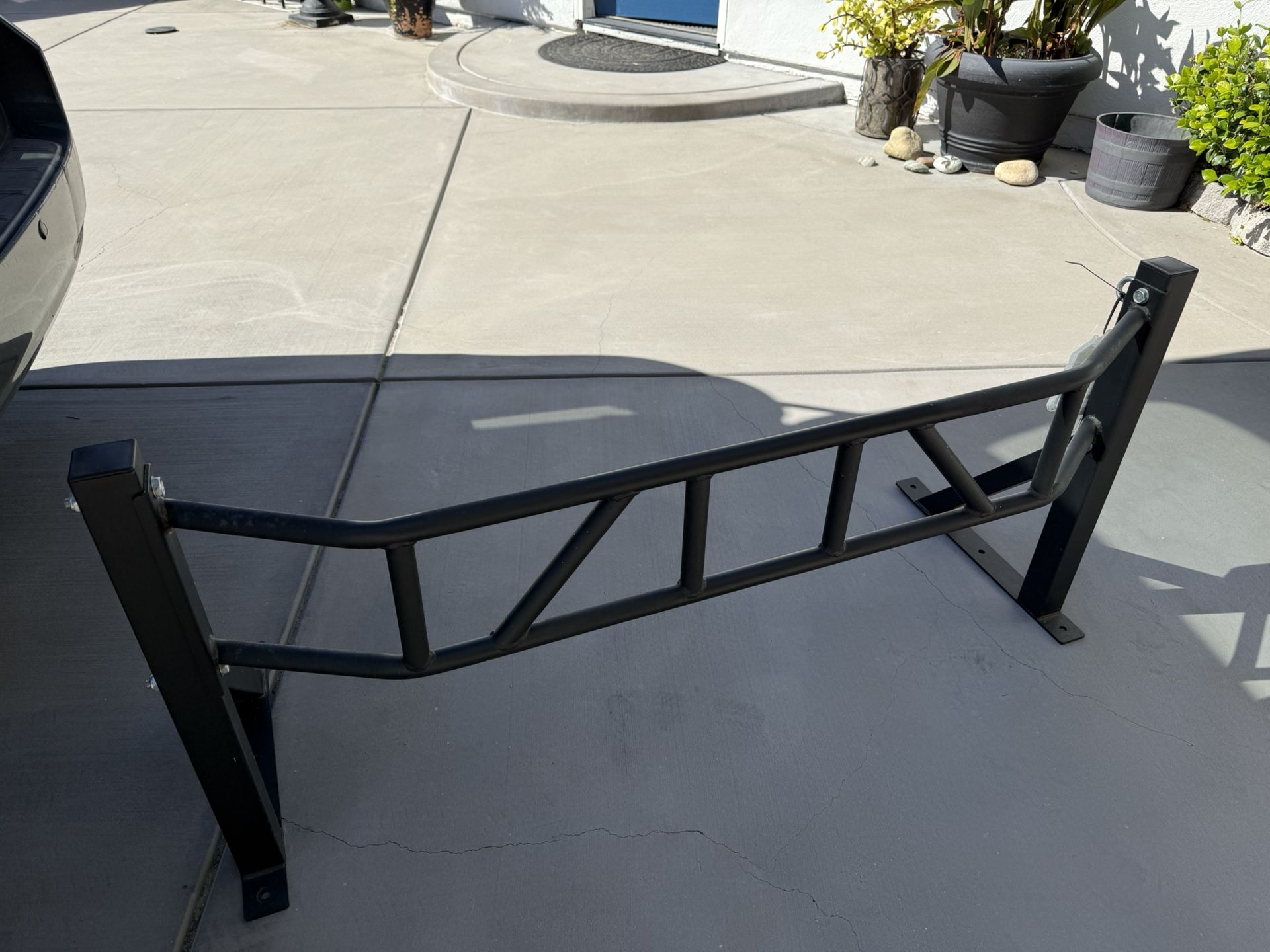 Wall Mounted Pull Up Bar