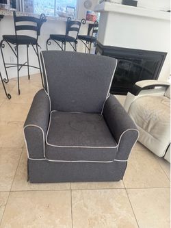 Swivel Rocker Glider