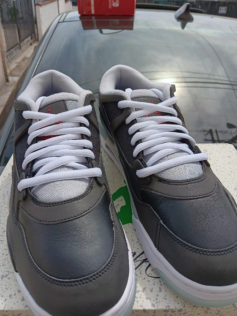 Air Jordan 4 Rm Prm