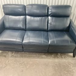 Like New Leather Electric Dual Reclining Couch With Electric Headrests And Dual Usb 