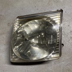 Ford Explorer Headlight