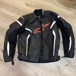 Alpinestars GP Plus R v3 leather jacket