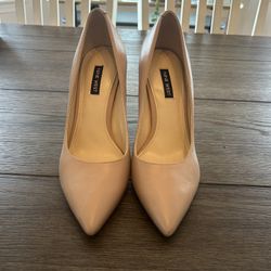 Nine West women heels size 7.5