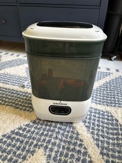 Baby Brezza Bottle Sterilizer and Dryer