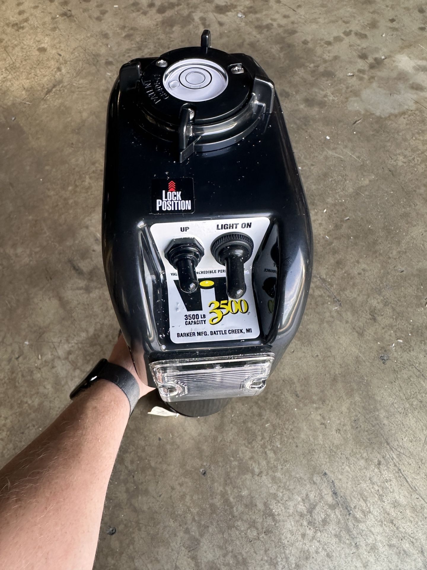 Barker 32454 VIP 3500 lb Powered Tongue Jack 18" Travel