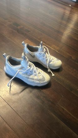 Nike LeBron 13 sz. 7y