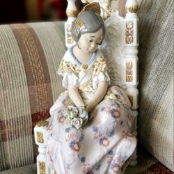 Lladro"Second Thoughts" #1397 Pepeta Cansadita(Tired Valencian Girl) Retired