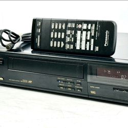 Panasonic AG-1240 4 Head Pro Line Video Cassette Recorder Vcr With Remote Cable