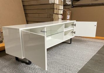 Tv stand NEW in the box