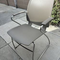 6 Chairs