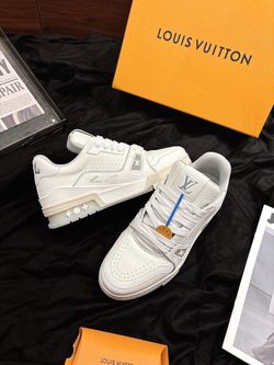 LV Men’s Sneaker With Box 2026 New