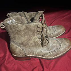 Men’s Boots Size 9